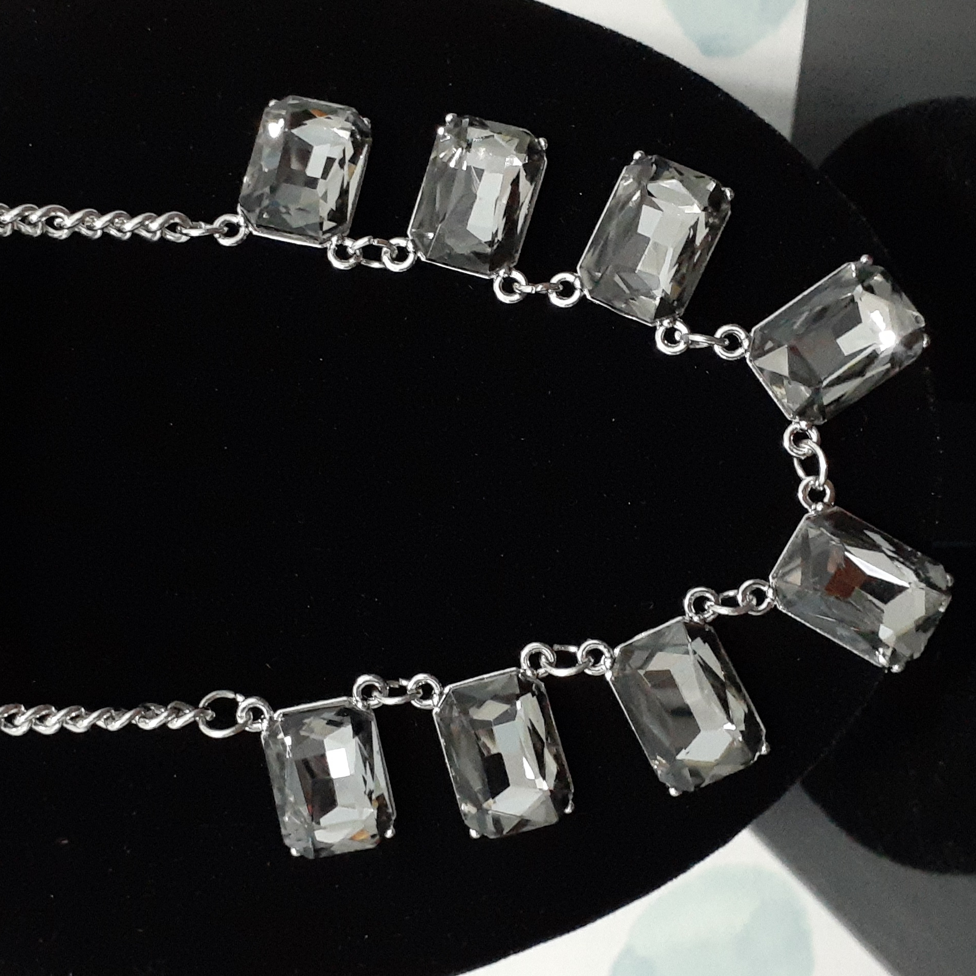Paparazzi Silver Tone Necklace And Earring Set Paparazzi Silver Tone Necklace And Earring Set